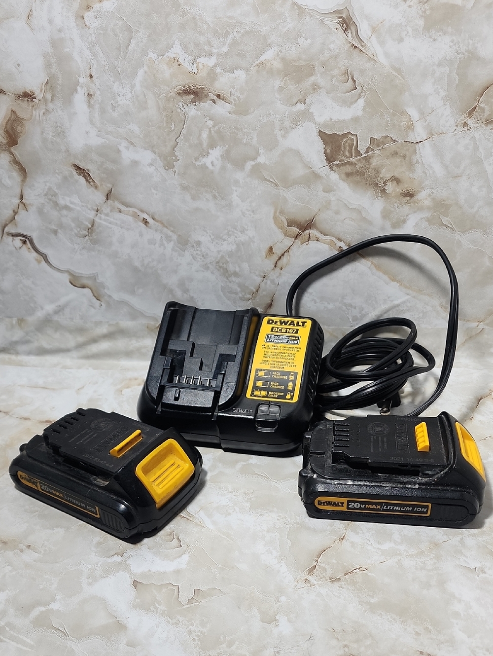 DEWALT 20V MAX Lithium-Ion Charger and Two 20V Batteries - Black/Yellow